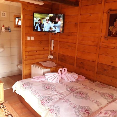 Hotel Etno Selo Eden Zeravacki Potok Pokój zdjęcie