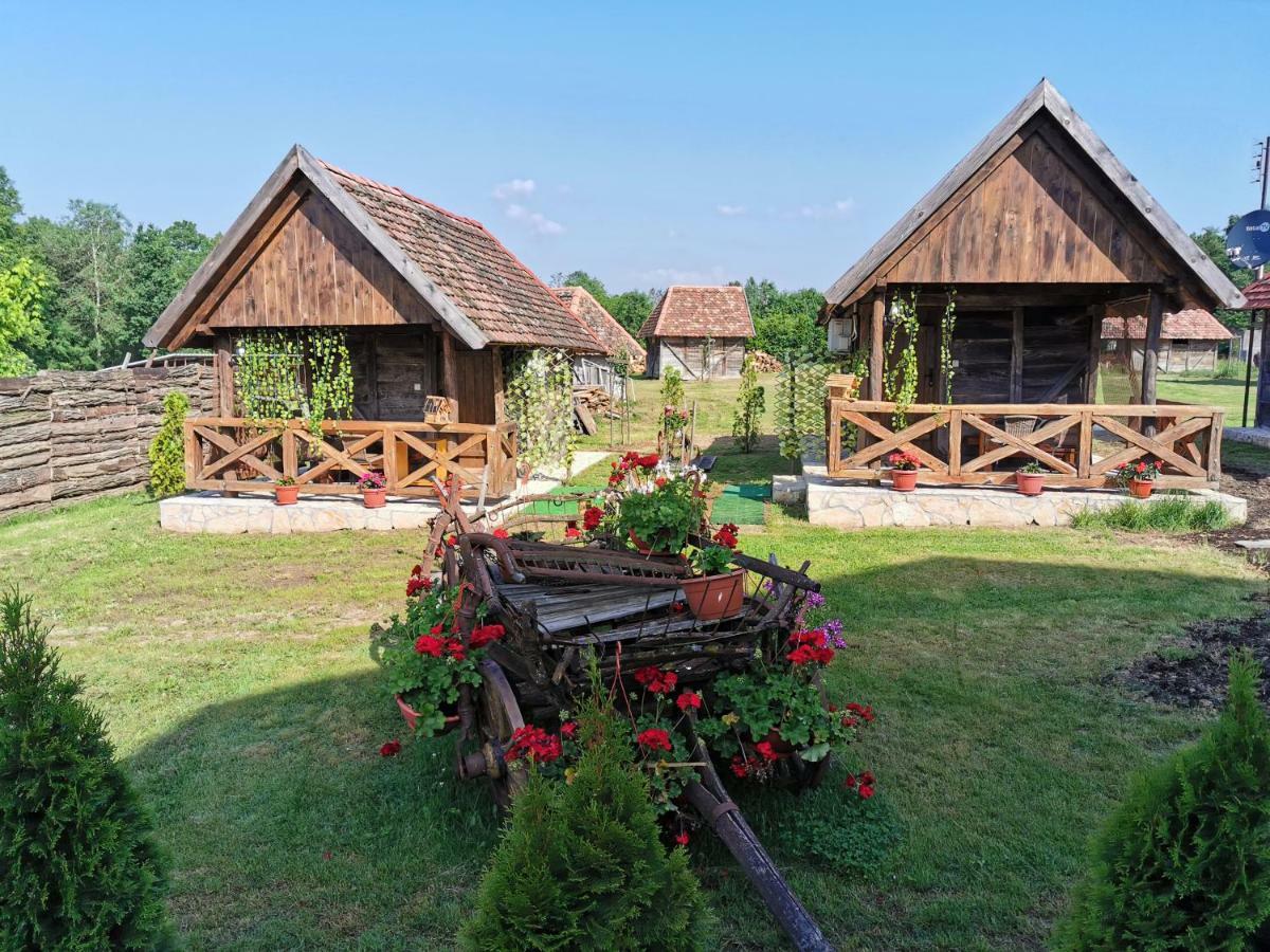Hotel Etno Selo Eden Zeravacki Potok Zewnętrze zdjęcie