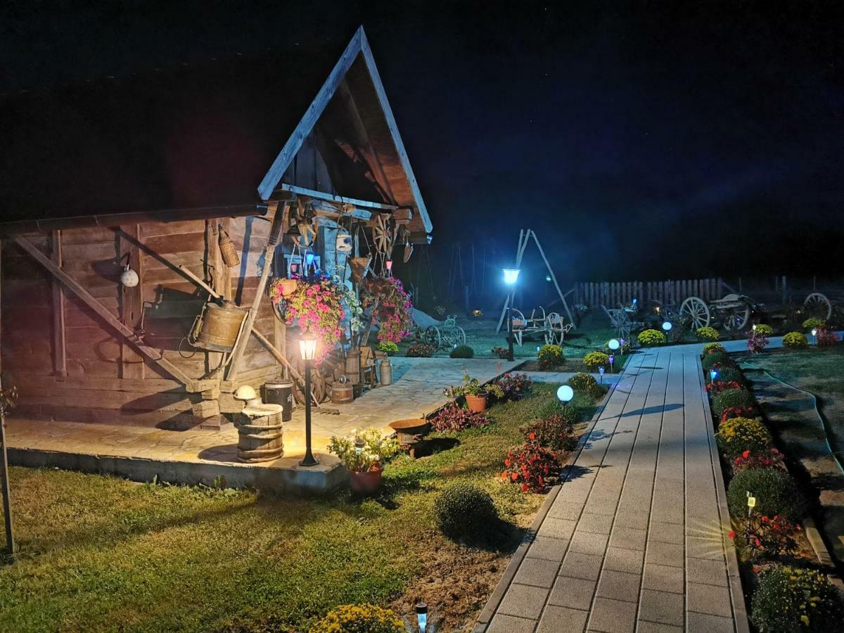 Hotel Etno Selo Eden Zeravacki Potok Zewnętrze zdjęcie