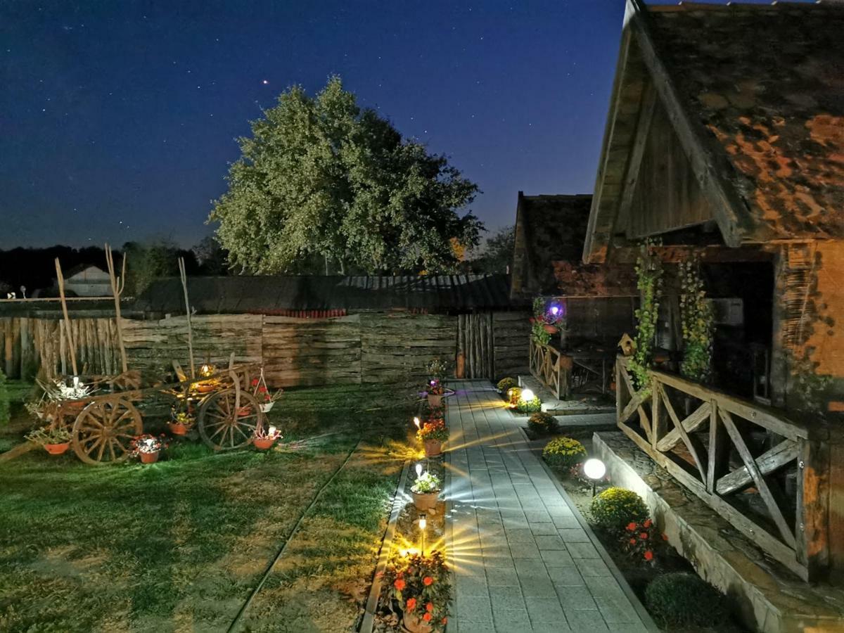 Hotel Etno Selo Eden Zeravacki Potok Zewnętrze zdjęcie