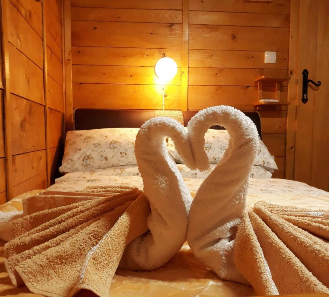 Hotel Etno Selo Eden Zeravacki Potok Zewnętrze zdjęcie